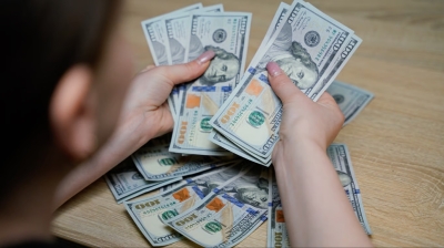 Жена Евгения Лукашова владела 50% в &laquo;Фэмилисити&raquo; с выручкой 2,5 млрд рублей
