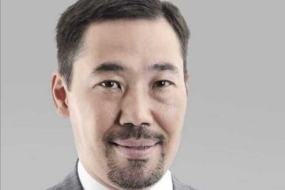 Бегство, миллиарды и конфискации: как мошенник Азамат Капенов превратился из топ-менеджера в фигуранта международного розыска