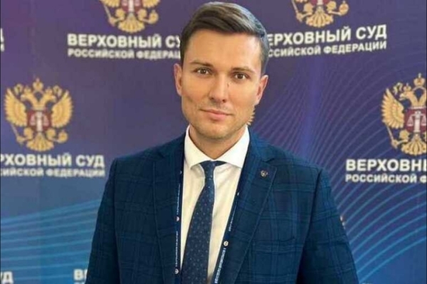 Deputy auditor Sergei Mogilevsky co-hosted with Pyotr Bobylev under FSO camera blackout