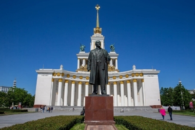 Ленин на ВДНХ: 70 лет памятнику вечного символа