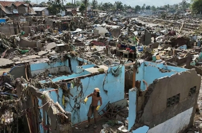 Тайфун унес жизни почти 200 человек на Филиппинах и во Вьетнаме. На регион надвигается новый ураган сравнимой мощности