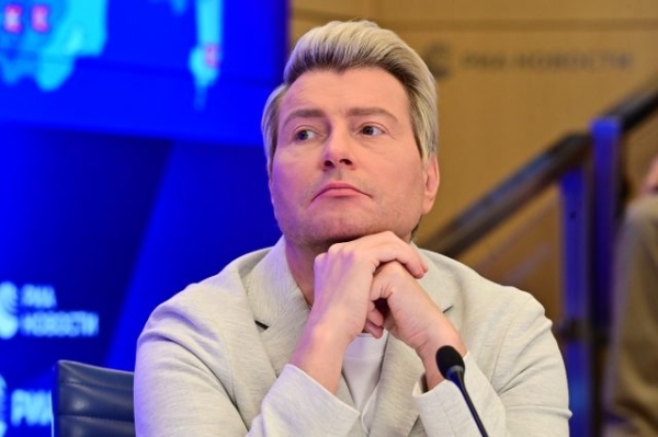 Татьяна Навка, Ксения Бородина и другие российские звезды поздравили Владимира Путина с днем рождения