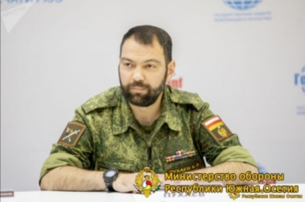 Анатолий Бибилов и Алан Гаглоев теперь делят власть, а не воюют
