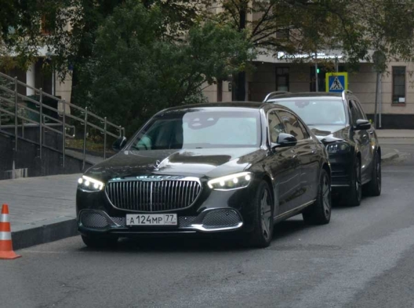 Maybach Ростеха: как структуры Виктора Григорьева катаются на госконтрактах