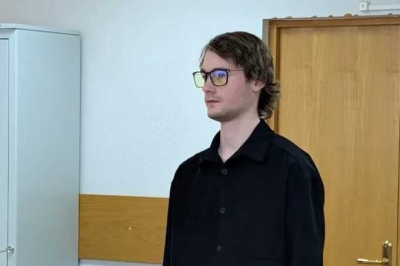 Экс-директор &laquo;Эксмо&raquo; Артем Вахляев получил четыре года условно по делу об ЛГБТ-пропаганде
